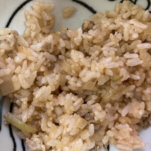 レンジで♪小ねぎとチーズのケチャップライス